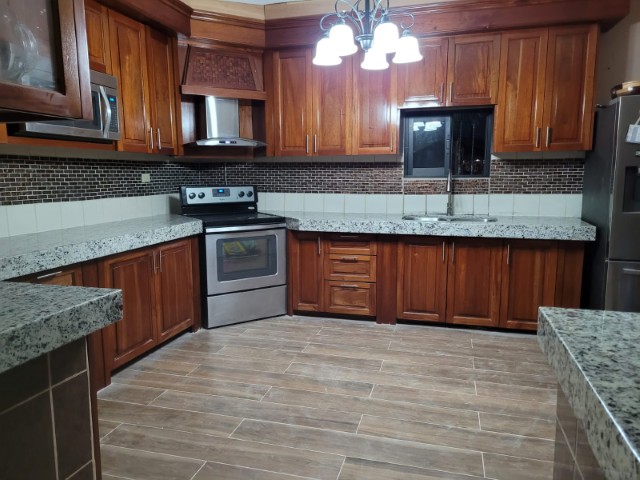 Countertop 19